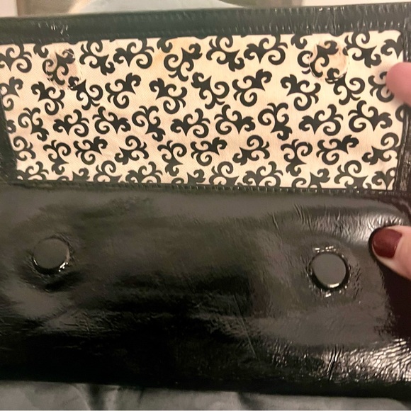 Patent Leather HOBO Wallet - Picture 3 of 10